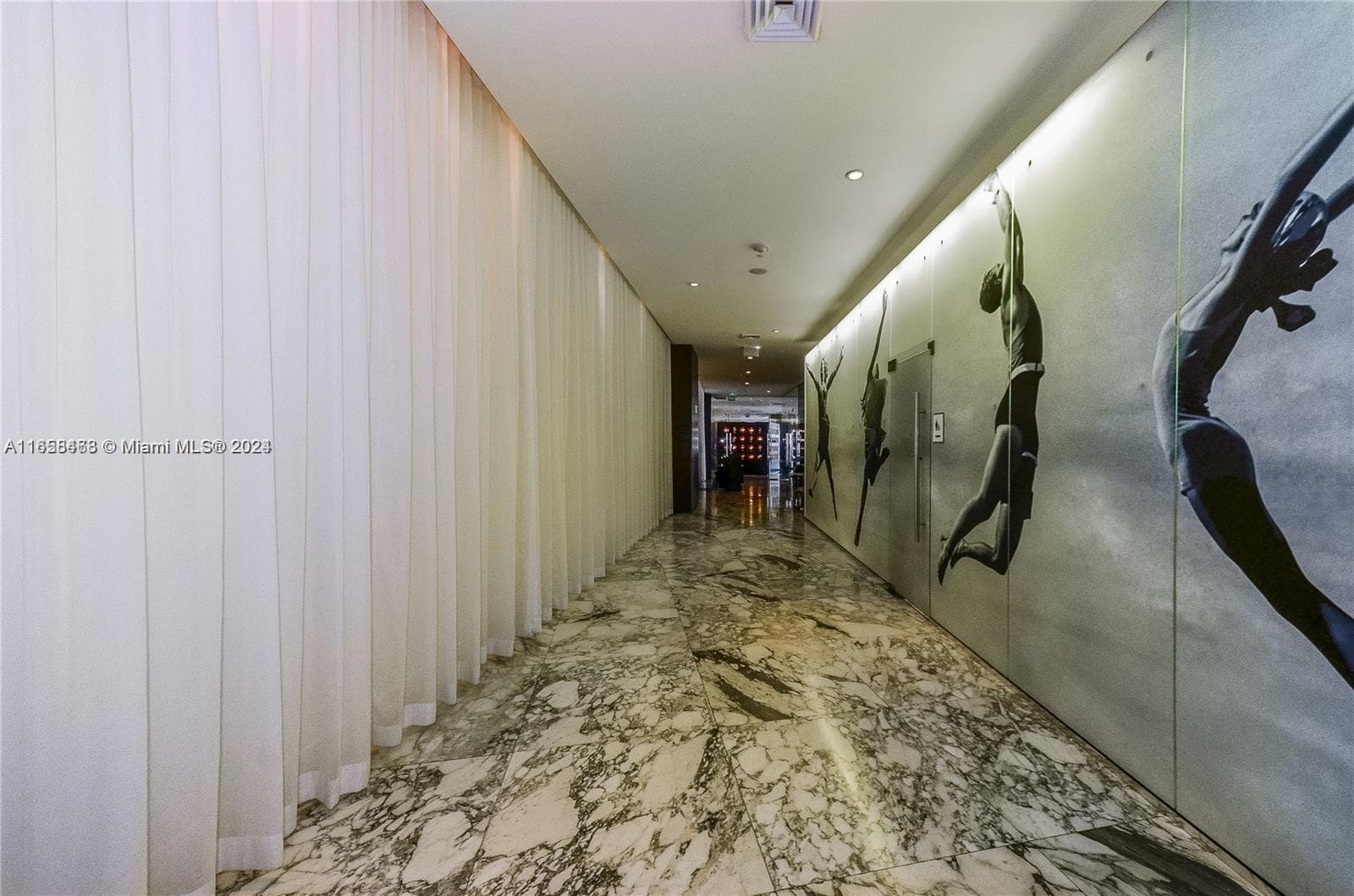 495 Brickell Ave # 4902, Miami FL 33131 — 21