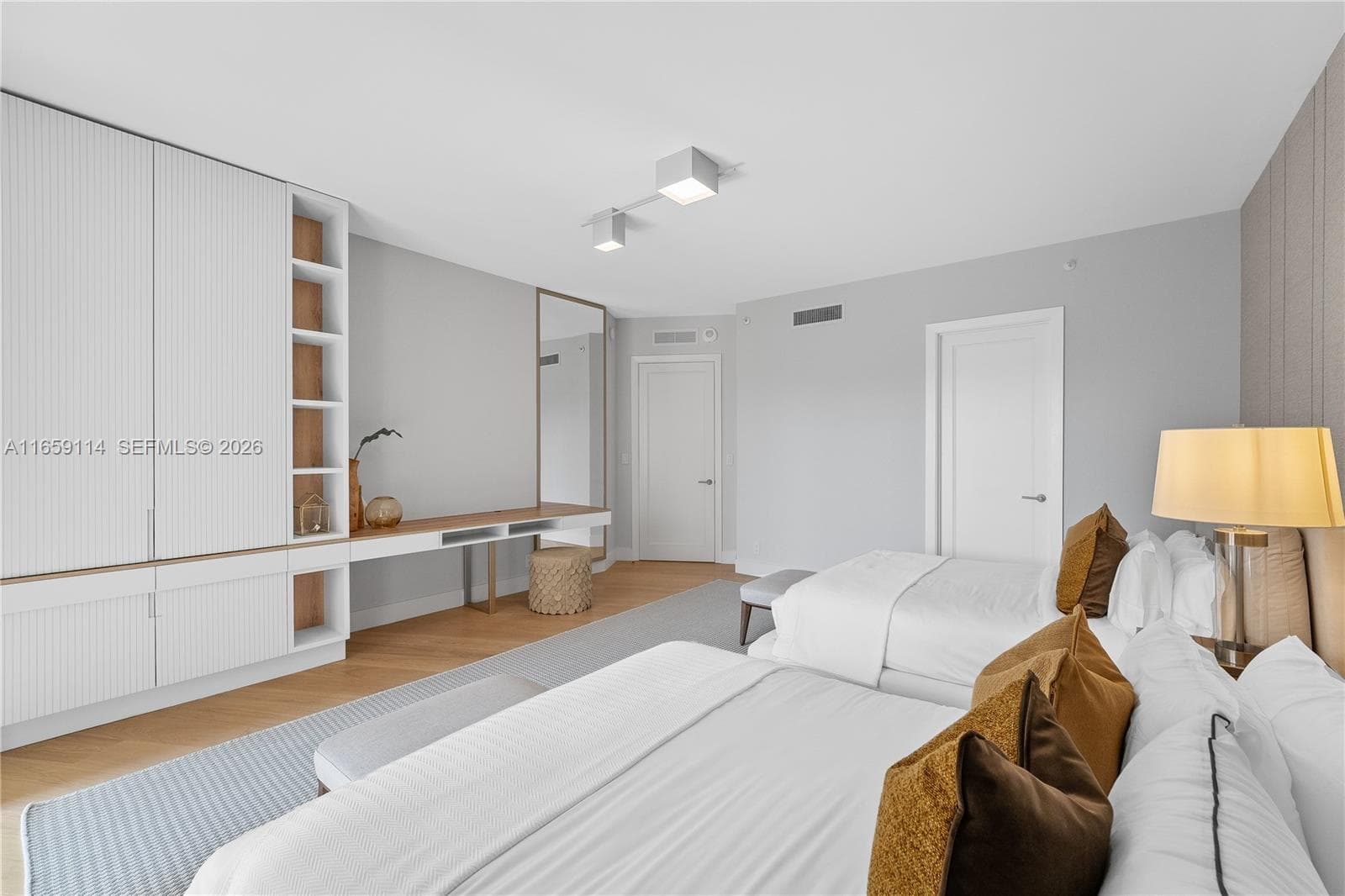5242 Fisher Island Dr # 5242, Miami Beach FL 33109 — 53