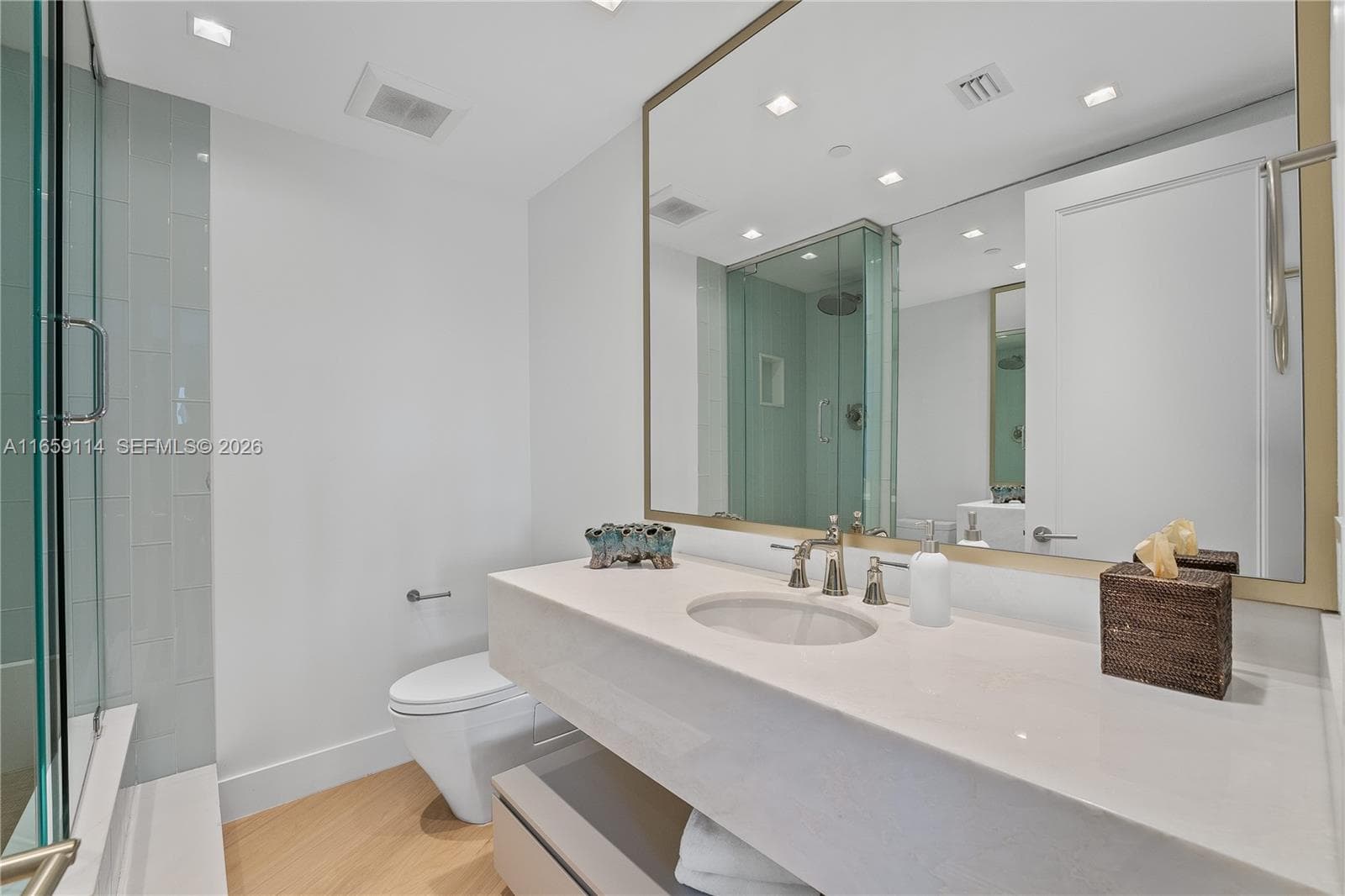 5242 Fisher Island Dr # 5242, Miami Beach FL 33109 — 54