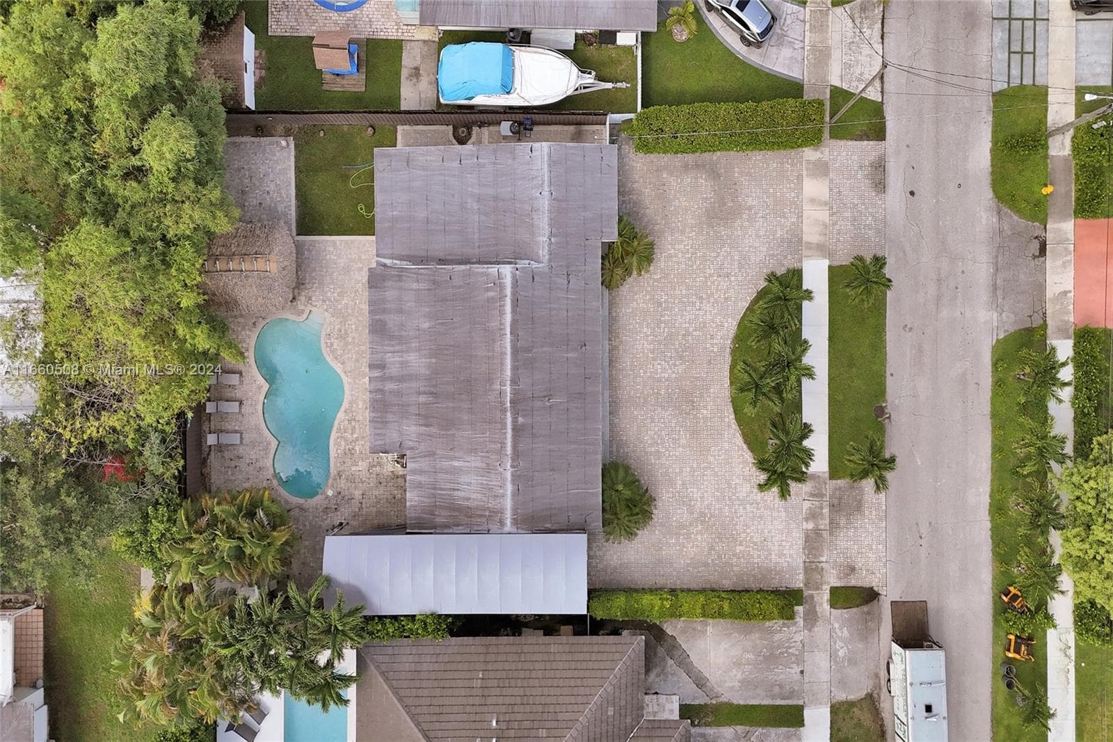 1910 N Hibiscus Dr, North Miami FL 33181 — 5