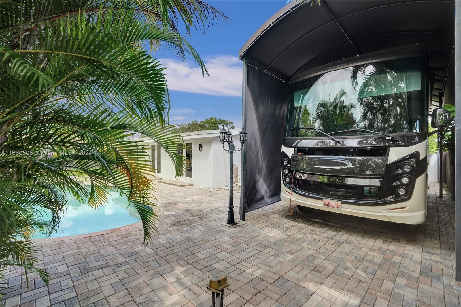 1910 N Hibiscus Dr, North Miami FL 33181 — 4