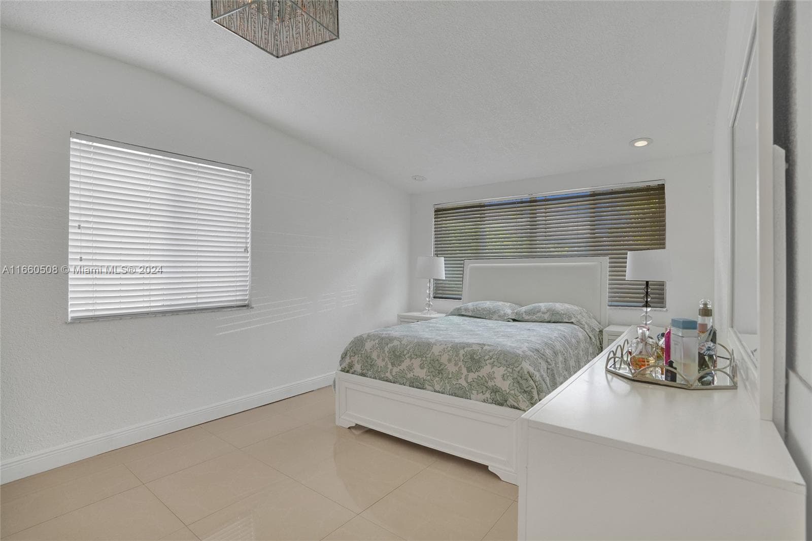 1910 N Hibiscus Dr, North Miami FL 33181 — 21