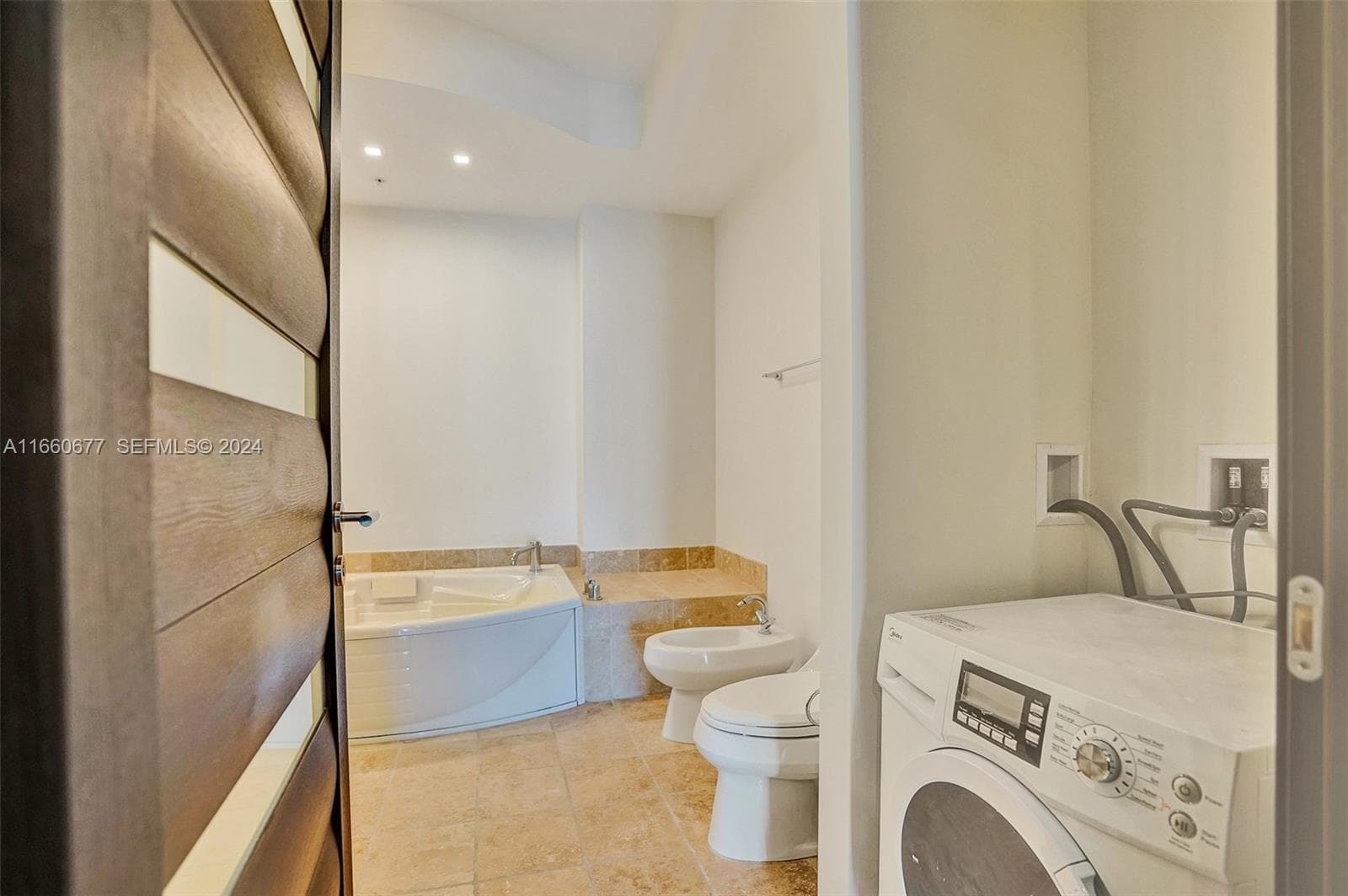 18201 Collins Ave, Sunny Isles Beach FL 33160 — 36