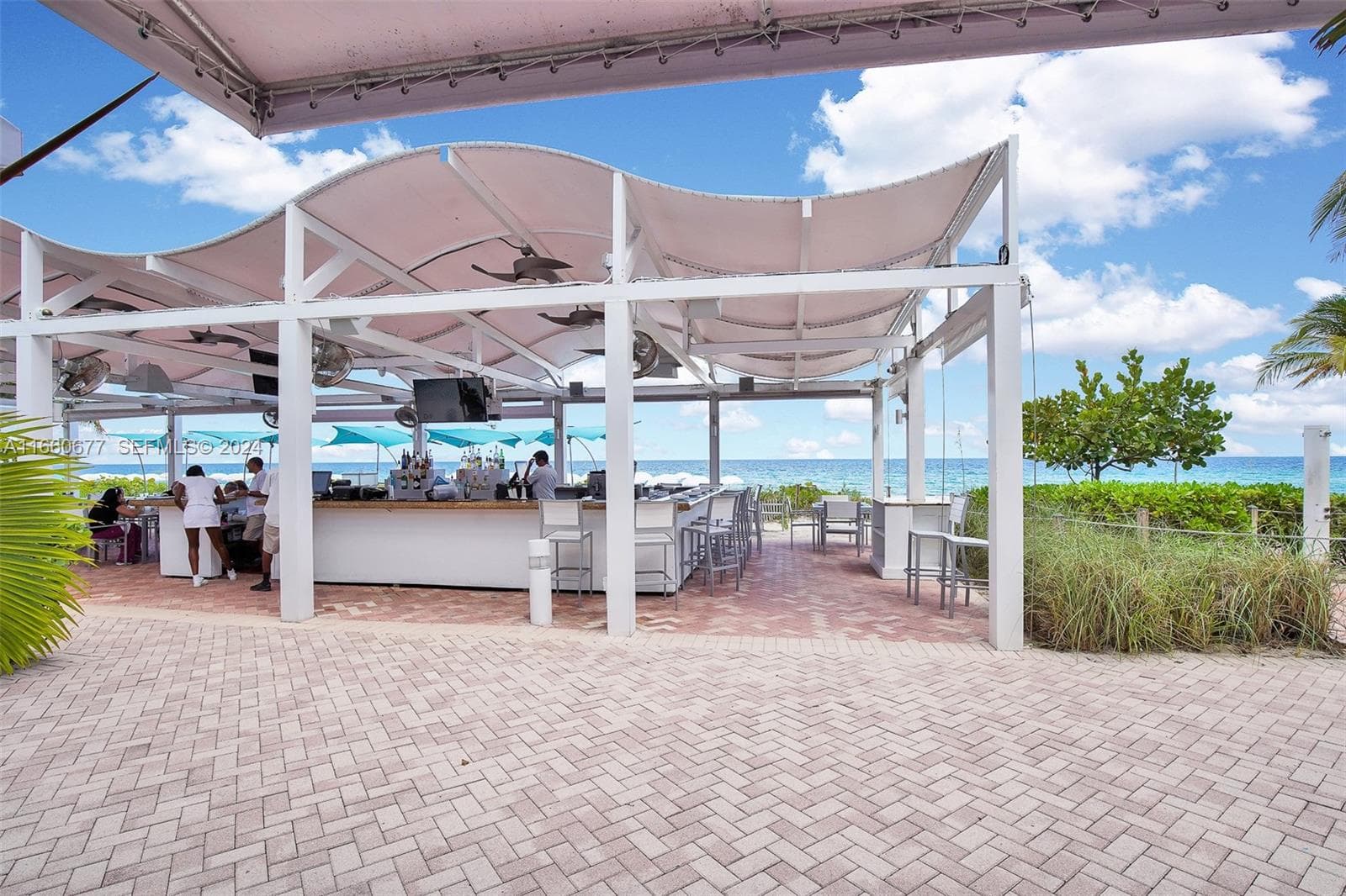 18201 Collins Ave, Sunny Isles Beach FL 33160 — 60