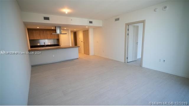 1000 Brickell Plz # 4905, Miami FL 33131 — 10