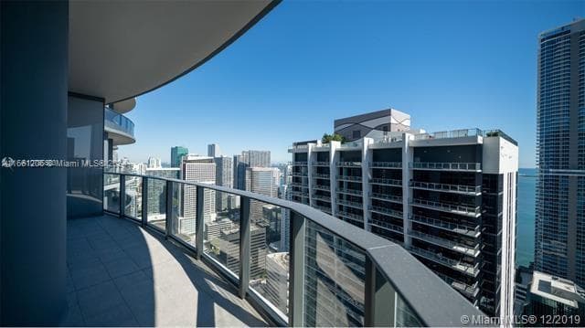 1000 Brickell Plz # 4905, Miami FL 33131 — 18