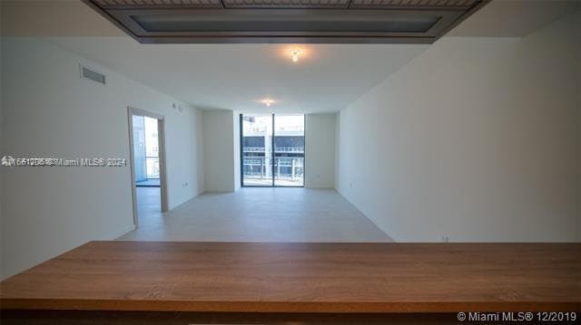 1000 Brickell Plz # 4905, Miami FL 33131 — 8