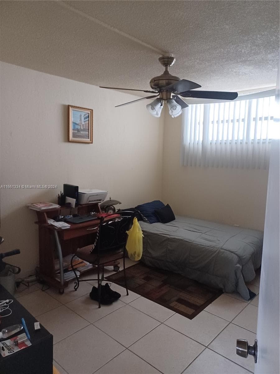 3030 Marcos Dr # T304, Aventura FL 33160 — 13