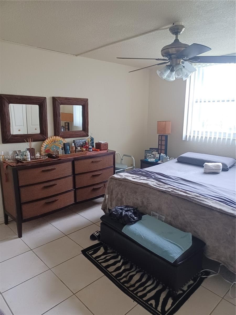 3030 Marcos Dr # T304, Aventura FL 33160 — 10