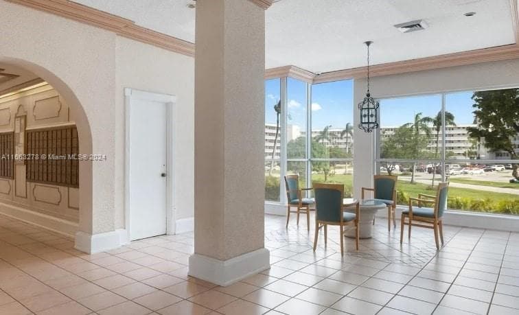 18061 Biscayne Blvd # 702, Aventura FL 33160 — 34