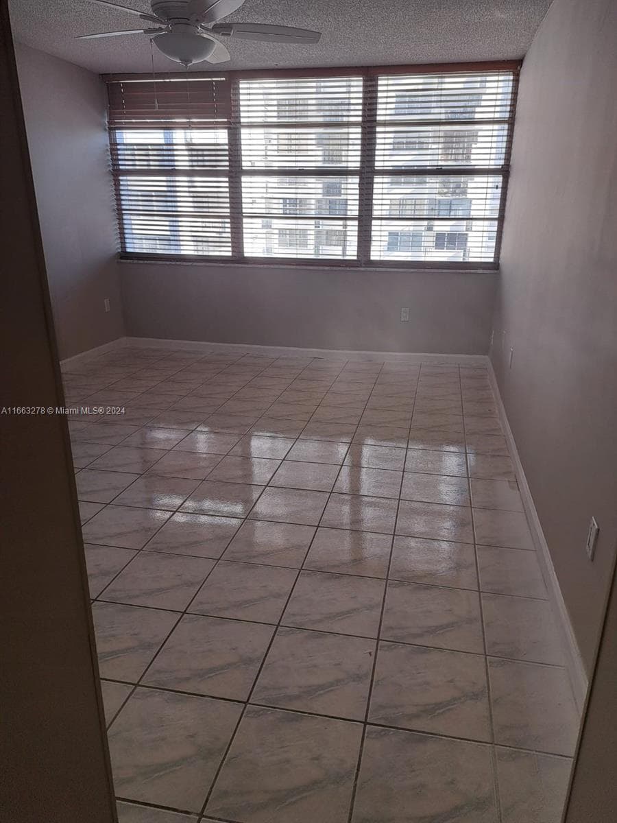 18061 Biscayne Blvd # 702, Aventura FL 33160 — 8