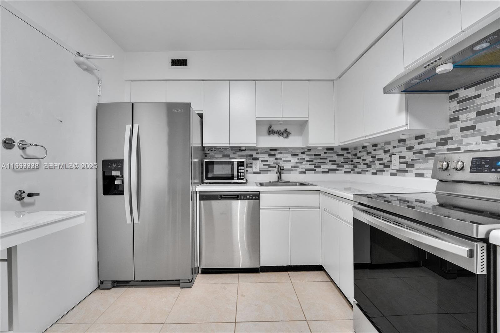 5151 Collins Ave # 925, Miami Beach FL 33140 — 10
