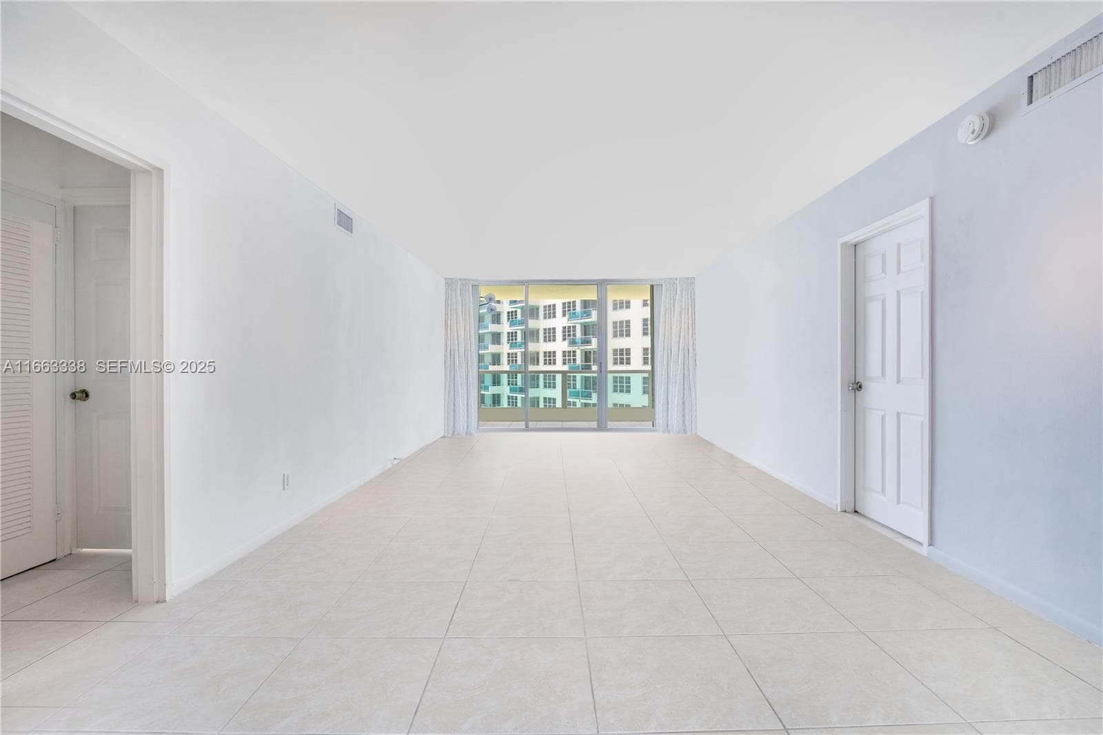 5151 Collins Ave # 925, Miami Beach FL 33140 — 4