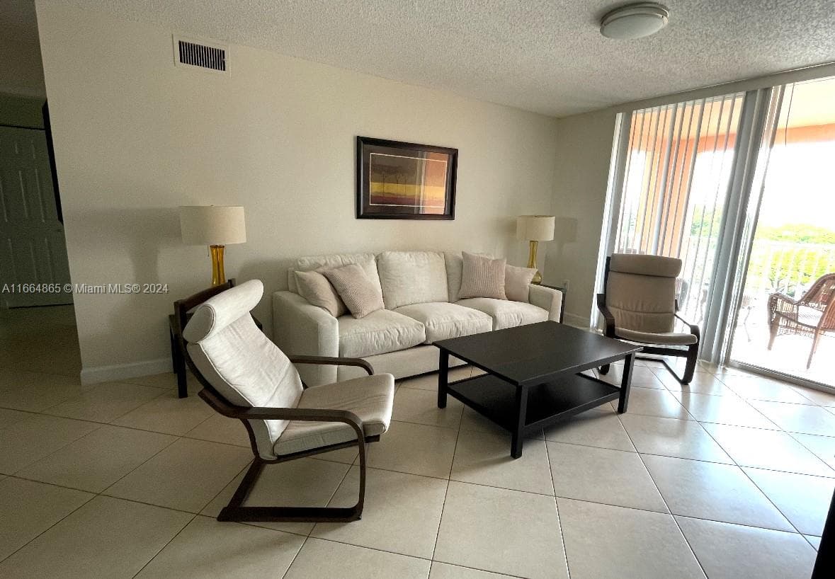19601 E Country Club Dr # 7501, Aventura FL 33180 — 14