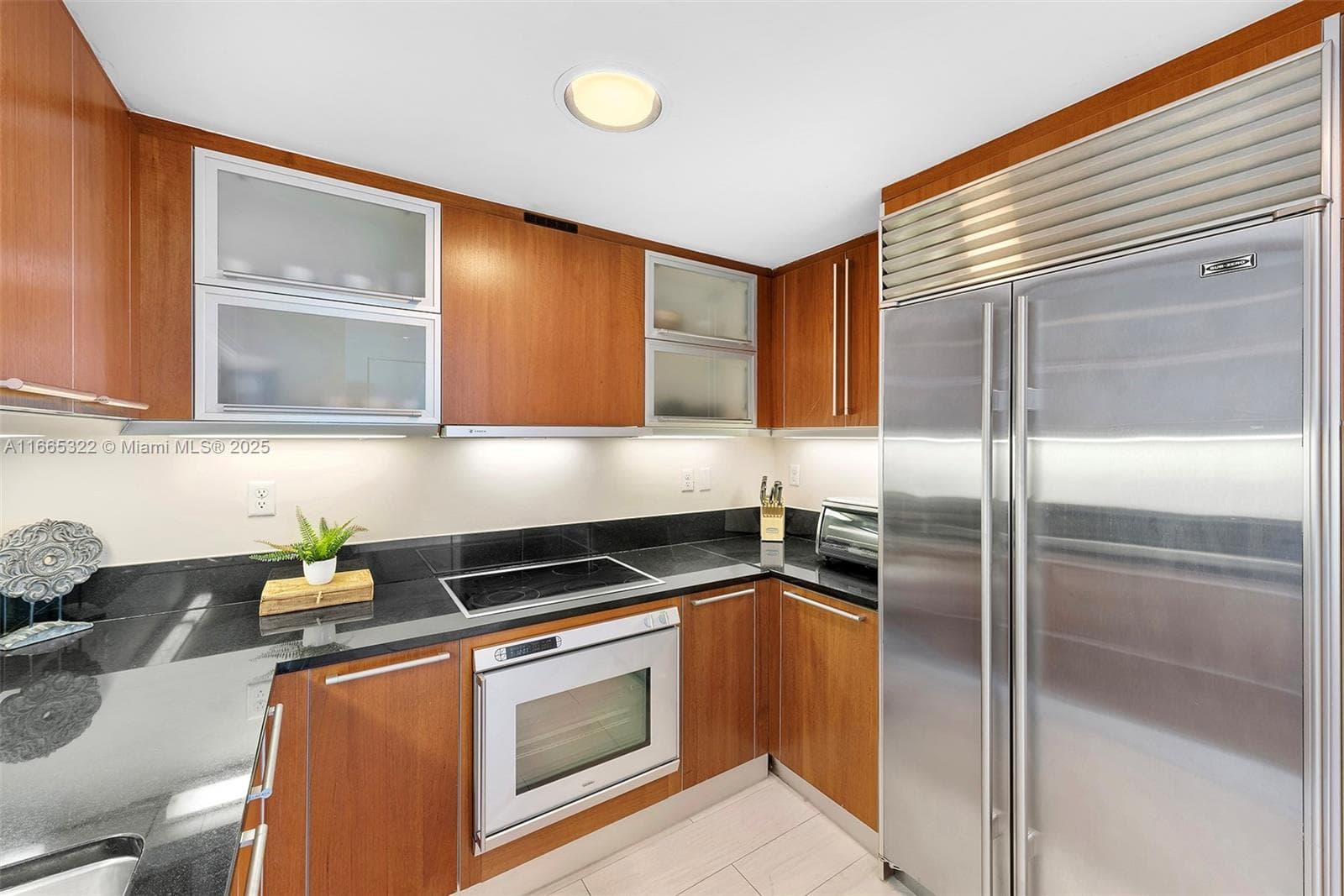 101 20th St # 2604, Miami Beach FL 33139 — 4