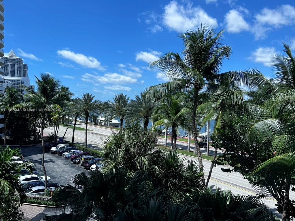 5161 Collins Ave # 505, Miami Beach FL 33140 — 13