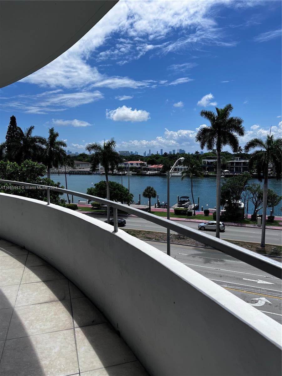 5161 Collins Ave # 505, Miami Beach FL 33140 — 12