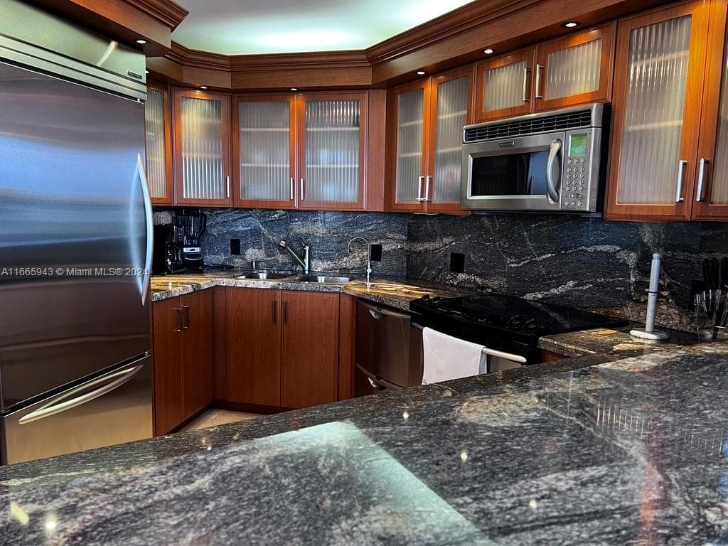 5161 Collins Ave # 505, Miami Beach FL 33140 — 20