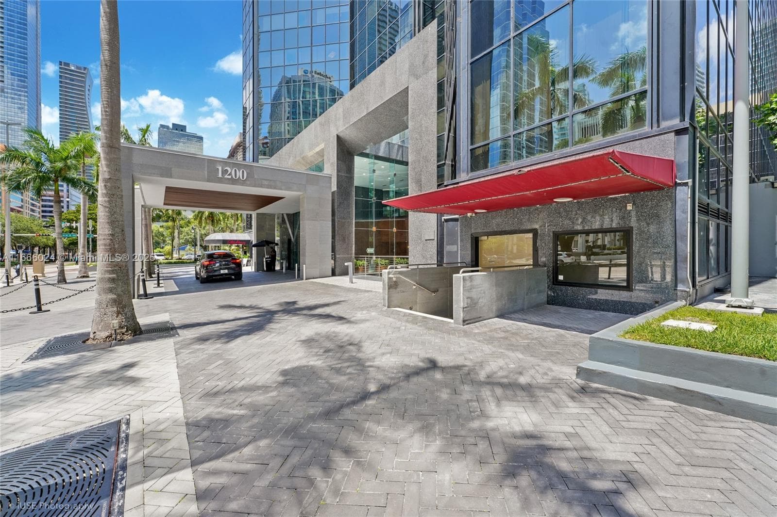 1200 Brickell Ave # D, Miami FL 33131 — 2