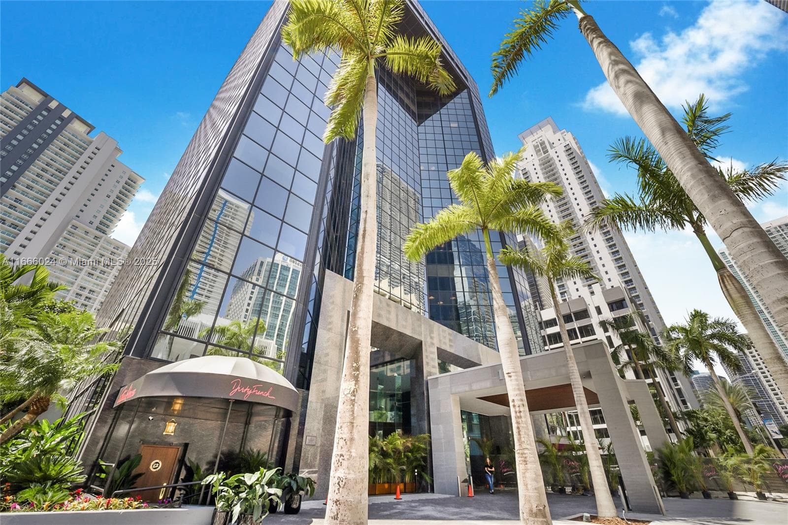 1200 Brickell Ave # D, Miami FL 33131 — 1