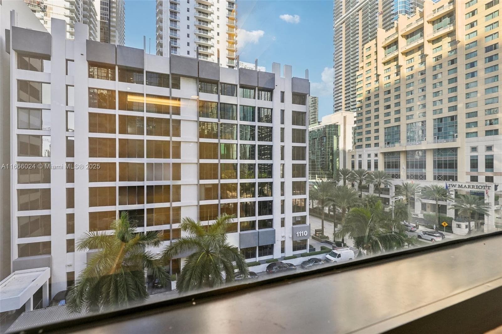 1200 Brickell Ave # D, Miami FL 33131 — 18