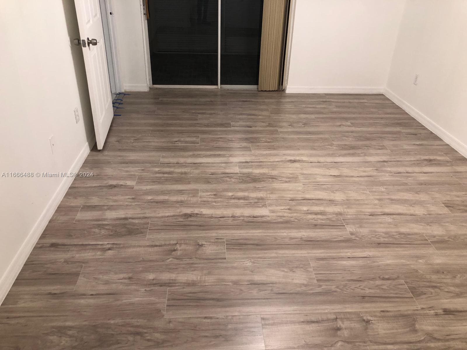 435 NE 210th Cir Ter # 23, Miami FL 33179 — 10