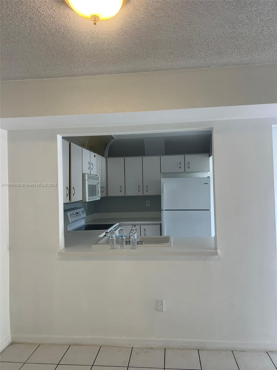435 NE 210th Cir Ter # 23, Miami FL 33179 — 4