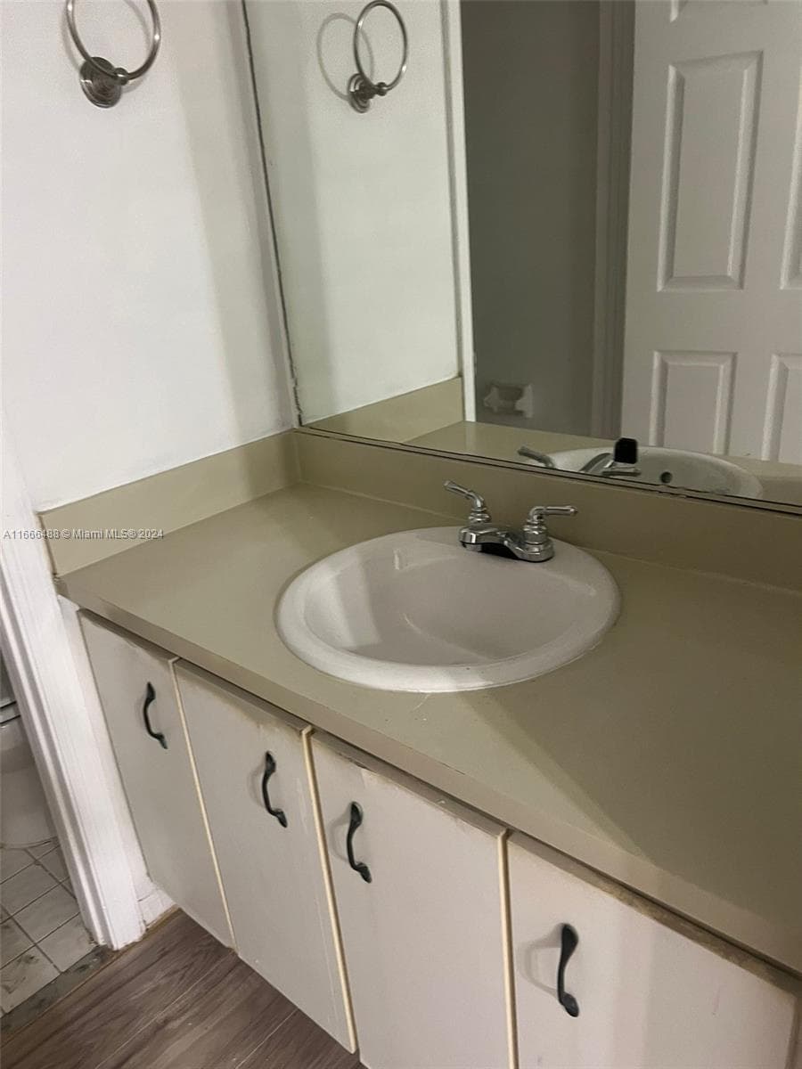 435 NE 210th Cir Ter # 23, Miami FL 33179 — 8