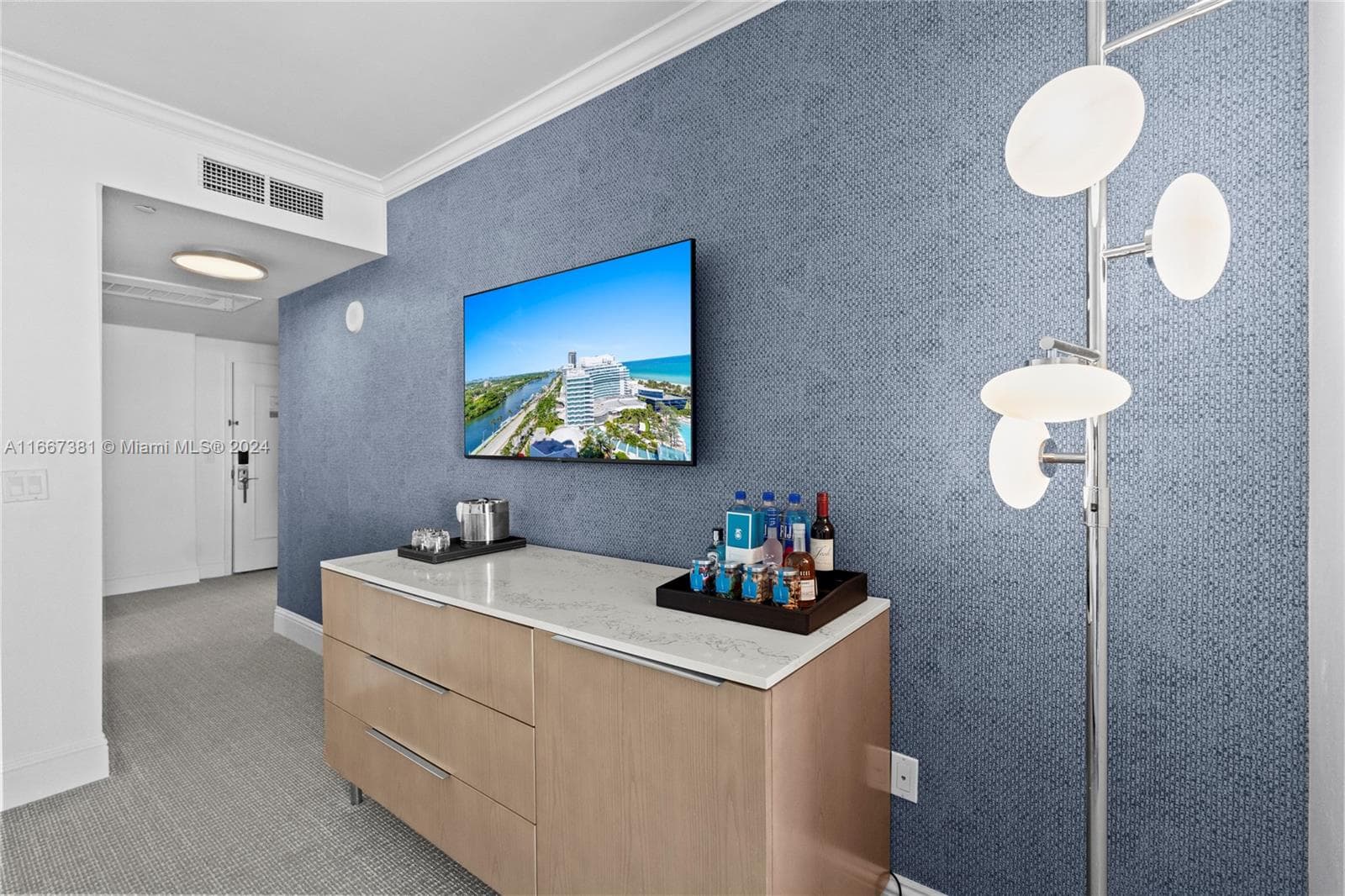 4401 Collins Ave # 1709, Miami Beach FL 33140 — 15