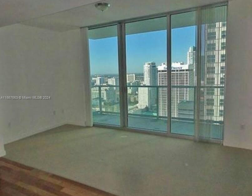 300 S Biscayne Blvd # 1703, Miami FL 33131 — 14