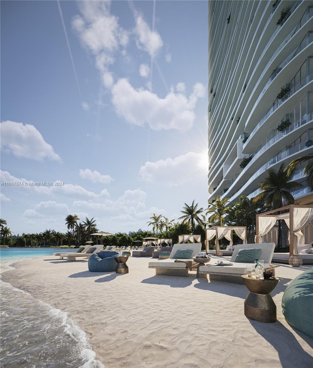 2411 Laguna Circle # 2608, North Miami FL 33181 — 2