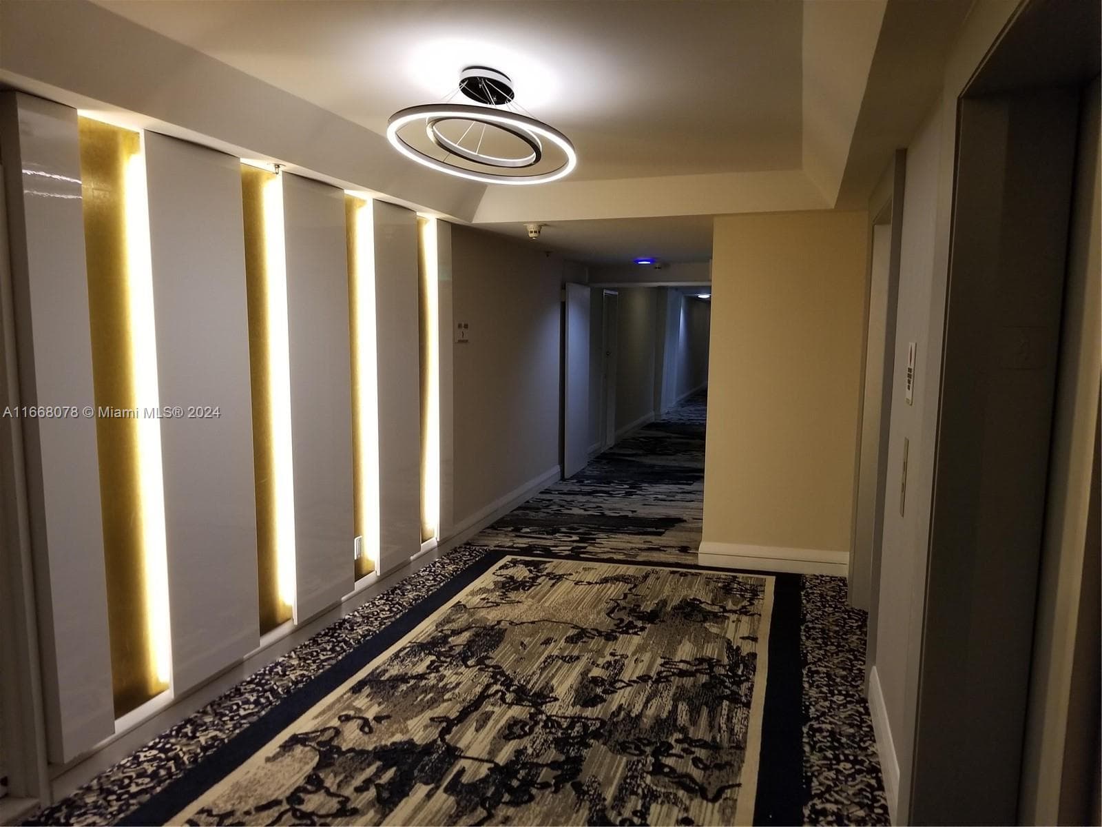 5161 Collins Ave # 1715, Miami Beach FL 33140 — 2