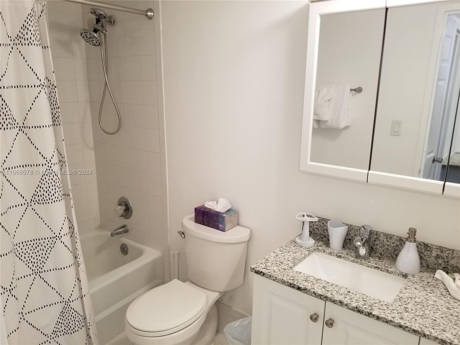 5161 Collins Ave # 1715, Miami Beach FL 33140 — 11