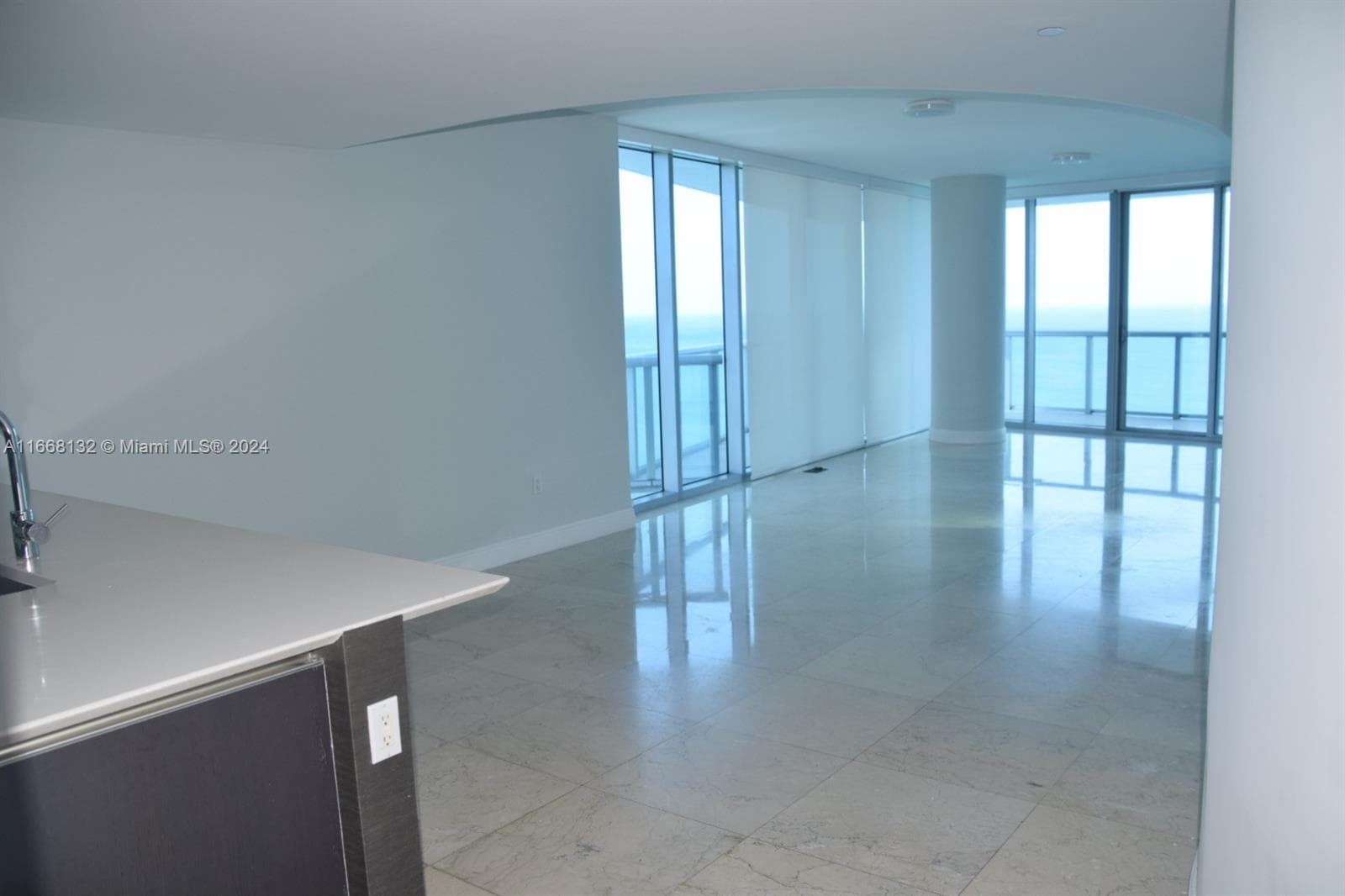 17001 Collins Ave # 3208, Sunny Isles Beach FL 33160 — 16