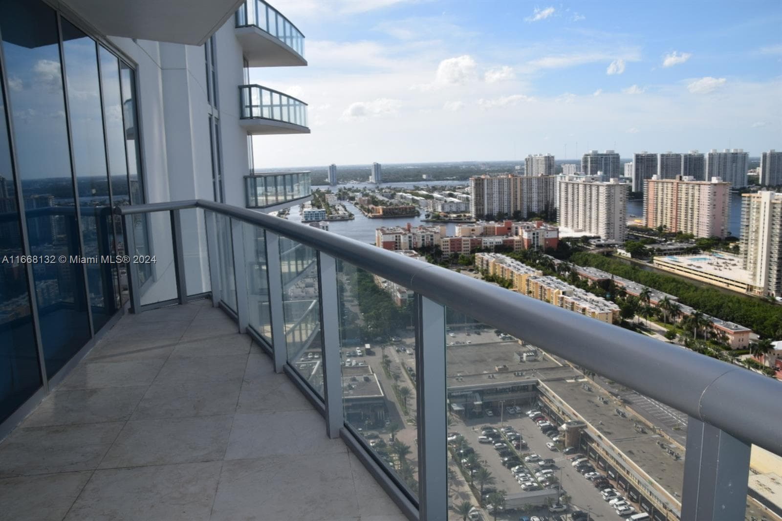 17001 Collins Ave # 3208, Sunny Isles Beach FL 33160 — 3