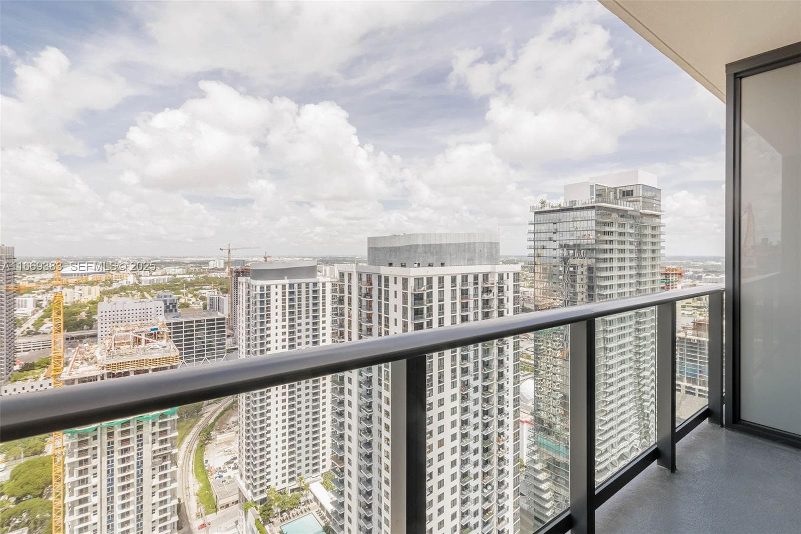 601 NE 1st Street # 4204, Miami FL 33132 — 24