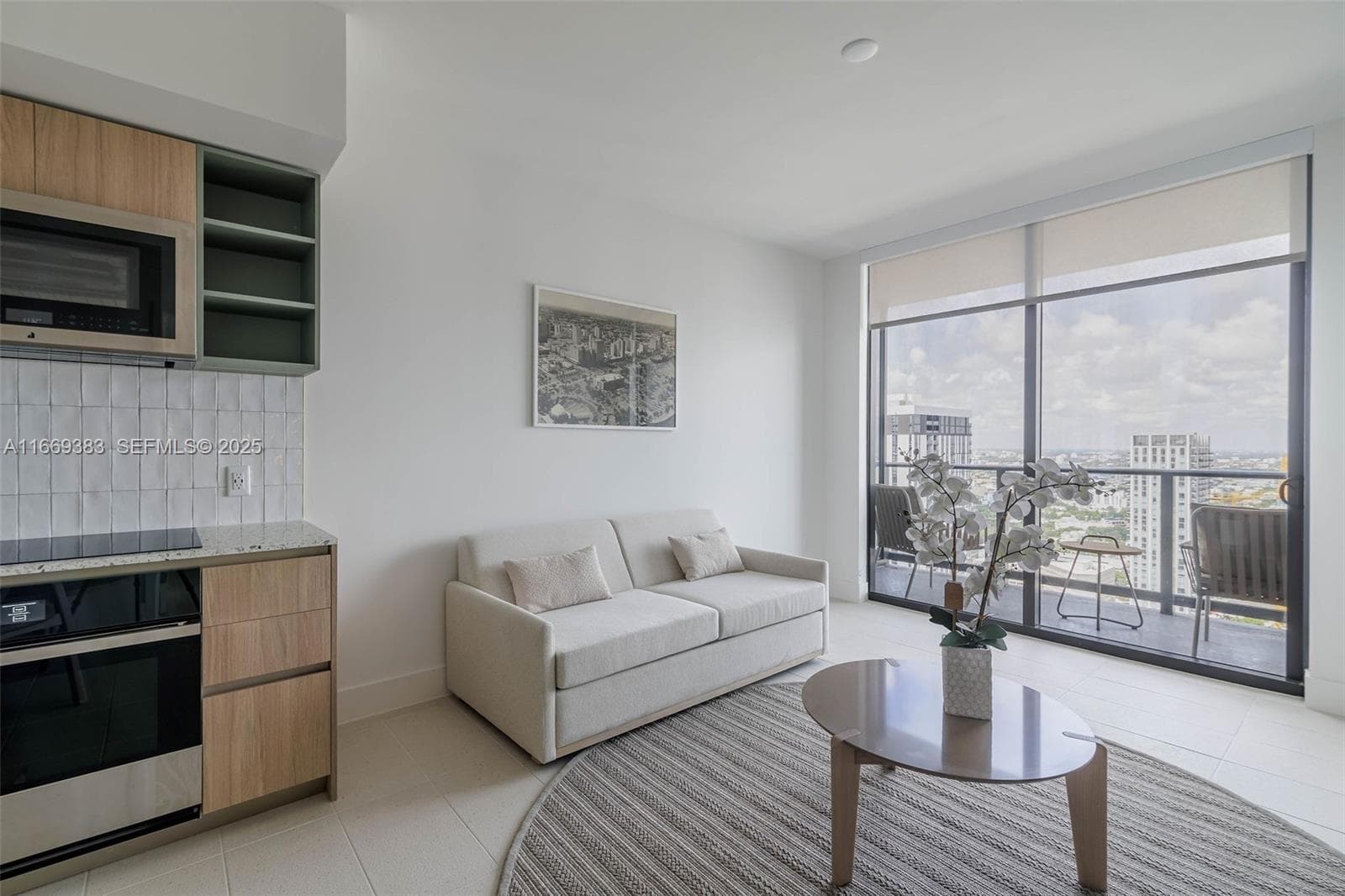 601 NE 1st Street # 4204, Miami FL 33132 — 14