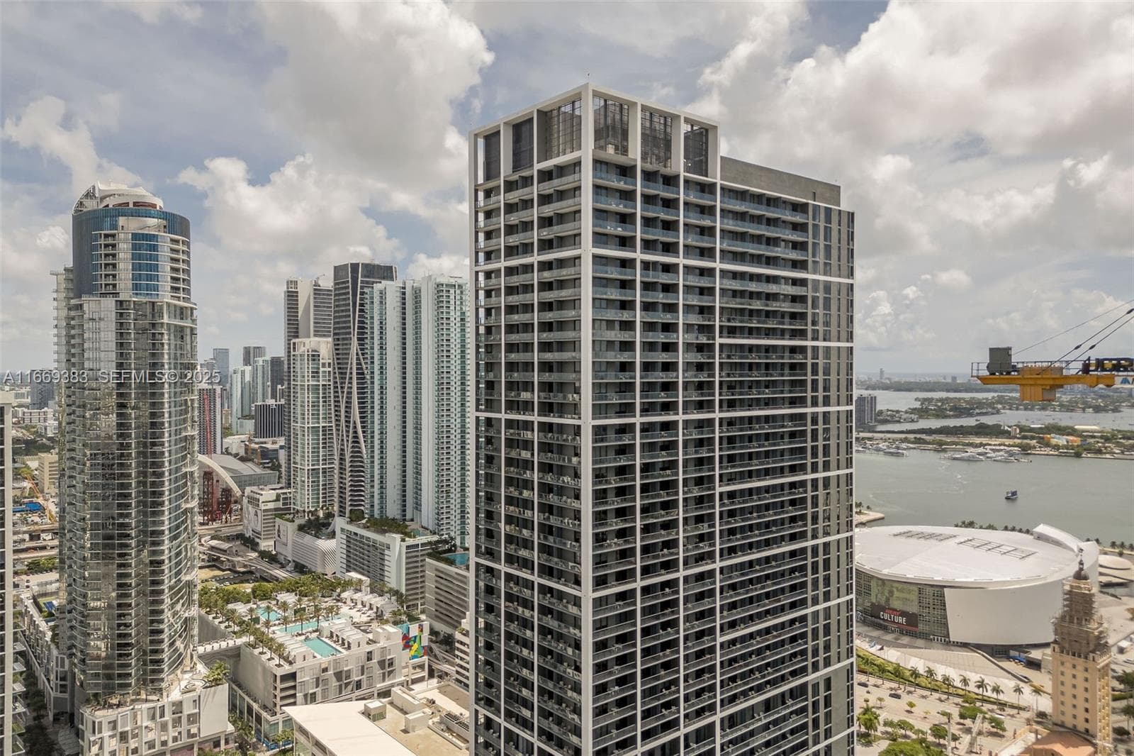 601 NE 1st Street # 4204, Miami FL 33132 — 39