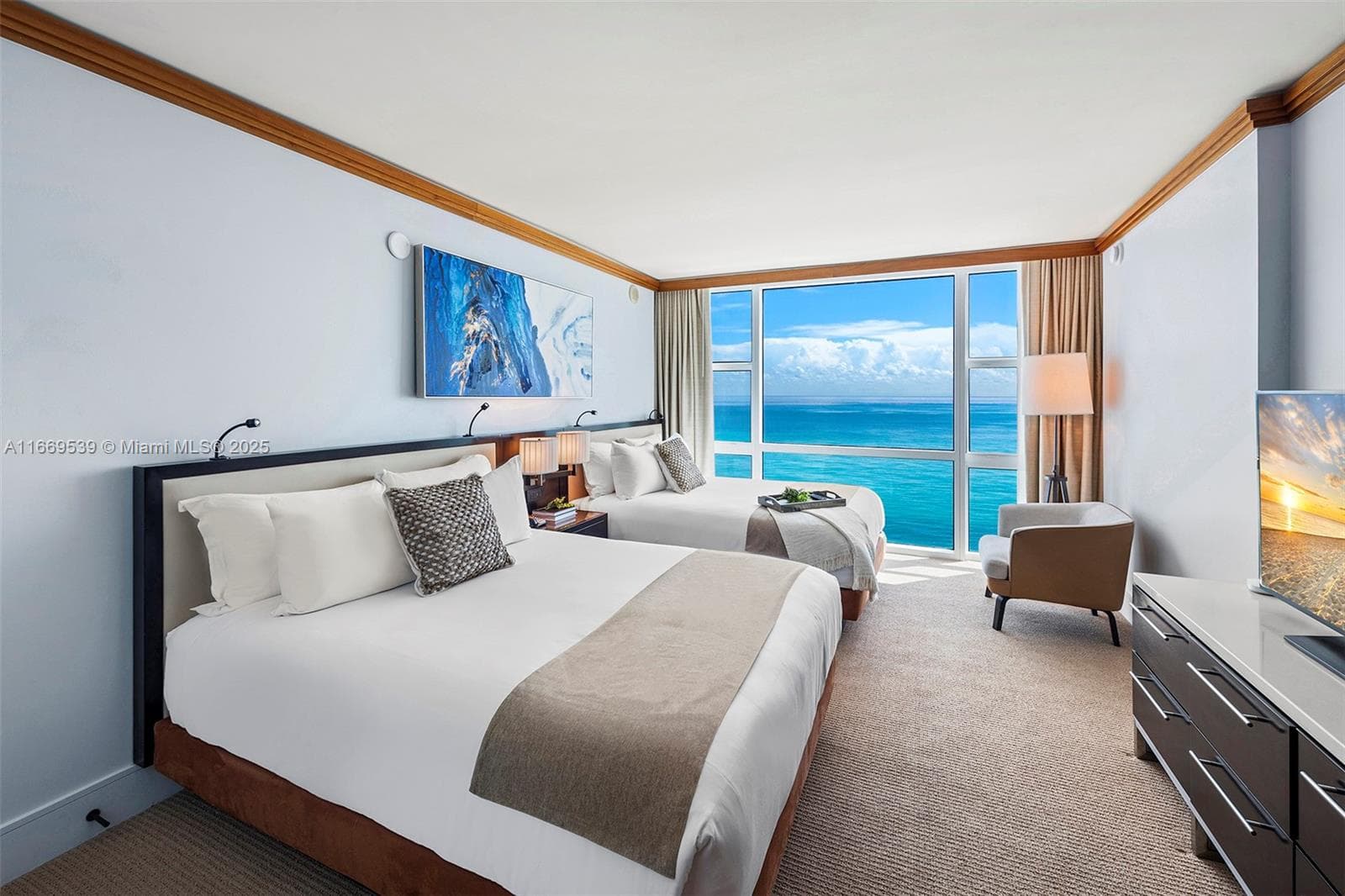 Central Carillon Beach Co, Miami Beach, FL — 23
