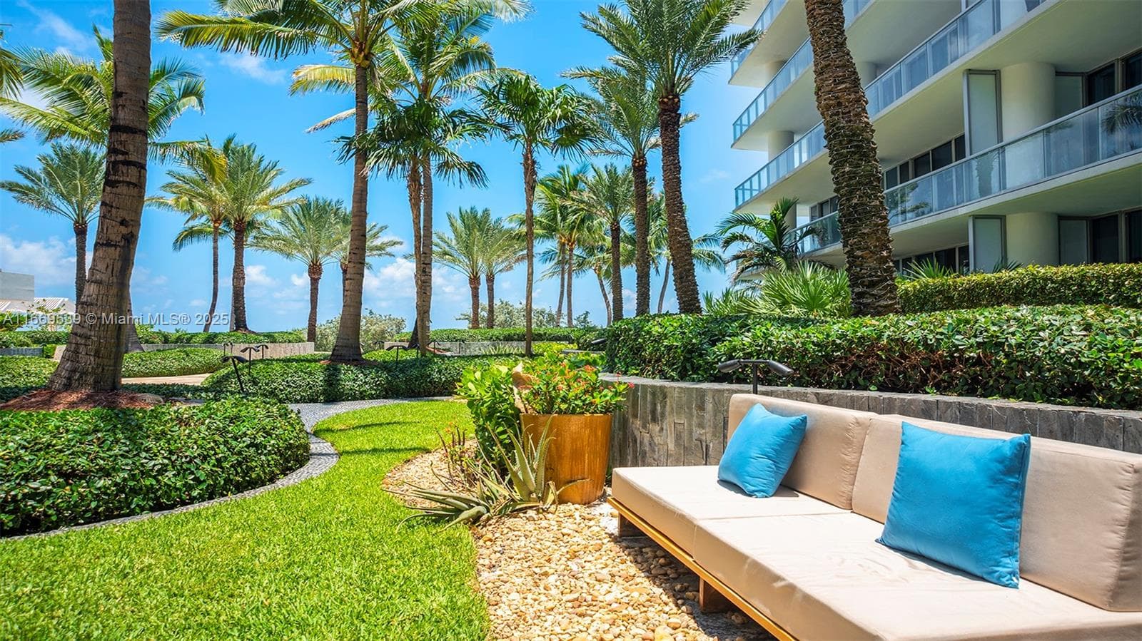 Central Carillon Beach Co, Miami Beach, FL — 46