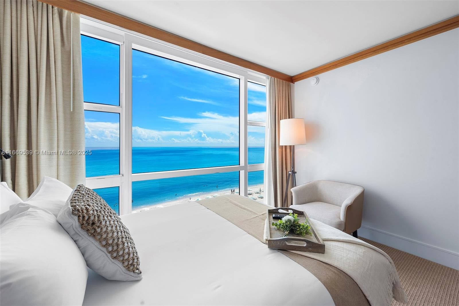 Central Carillon Beach Co, Miami Beach, FL — 26
