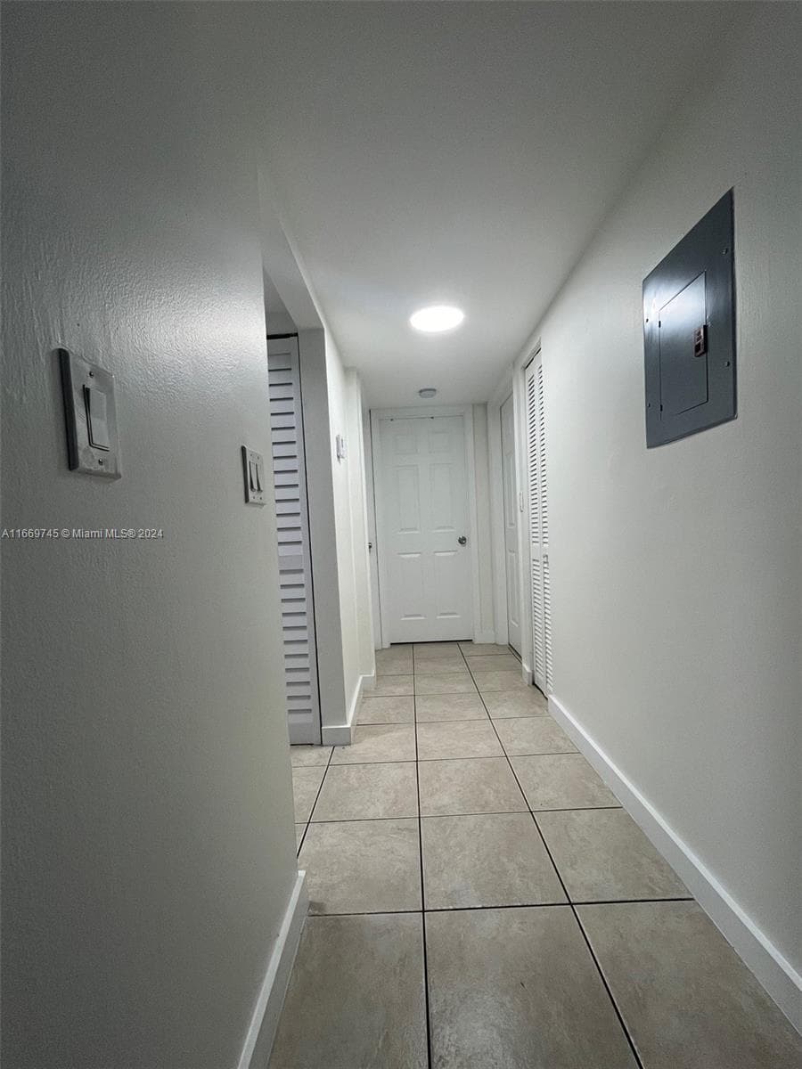 8075 NW 7th St # 109, Miami FL 33126 — 7
