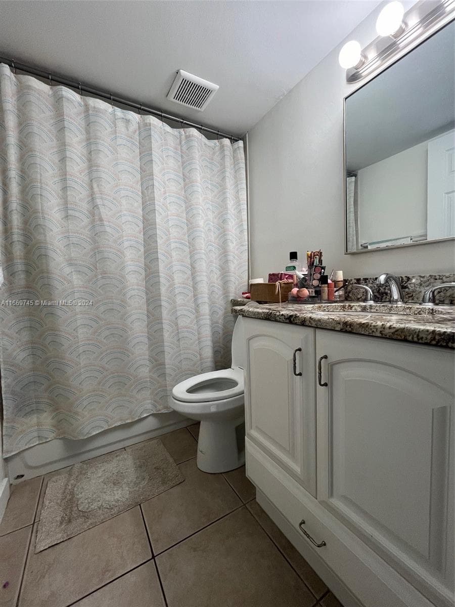 8075 NW 7th St # 109, Miami FL 33126 — 9