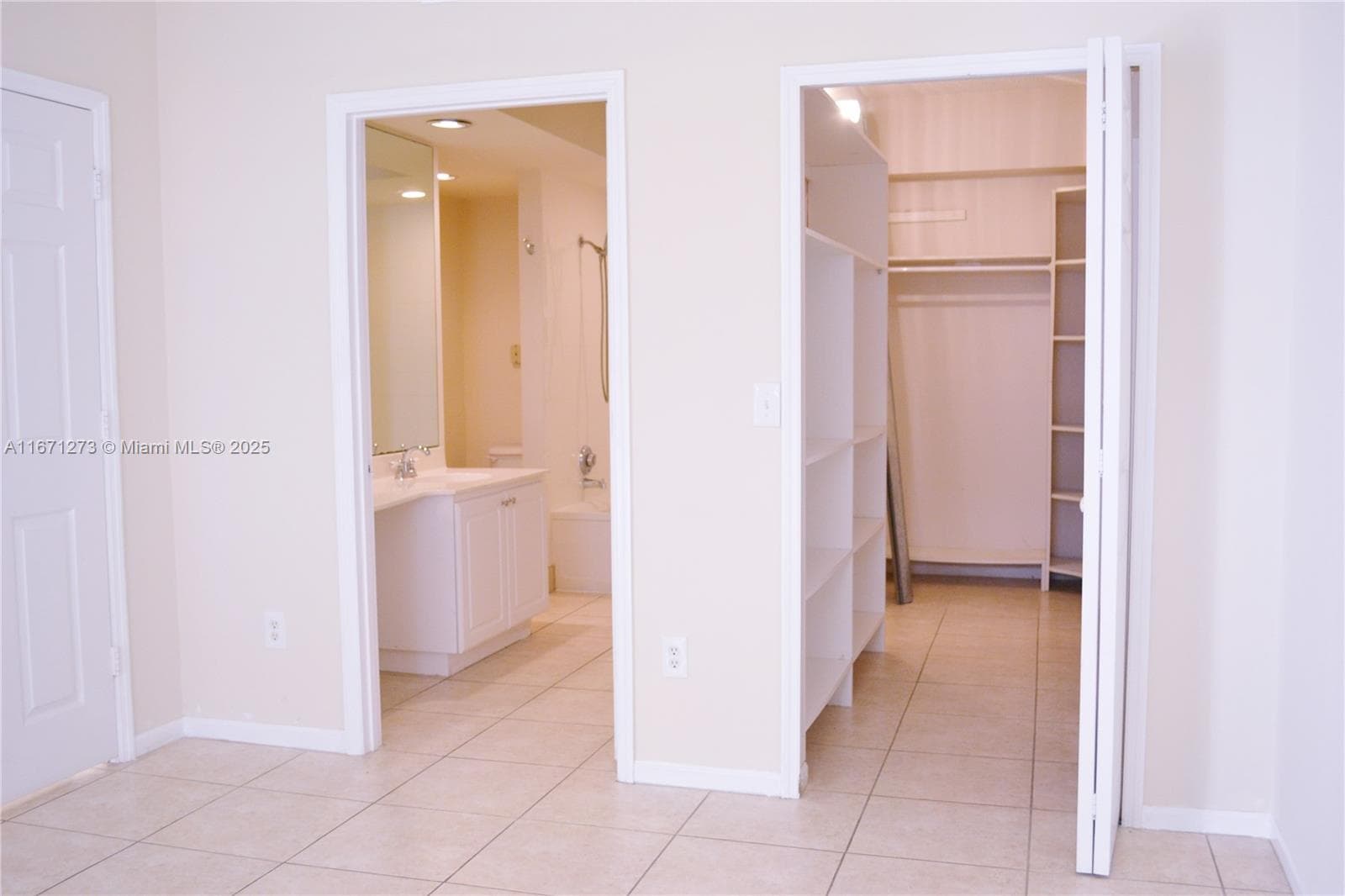 3225 NE 184th St # 10103, Aventura FL 33160 — 11