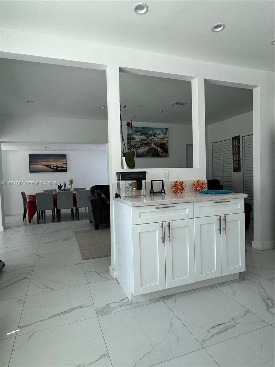 1829 NE 176th St, North Miami Beach FL 33162 — 8