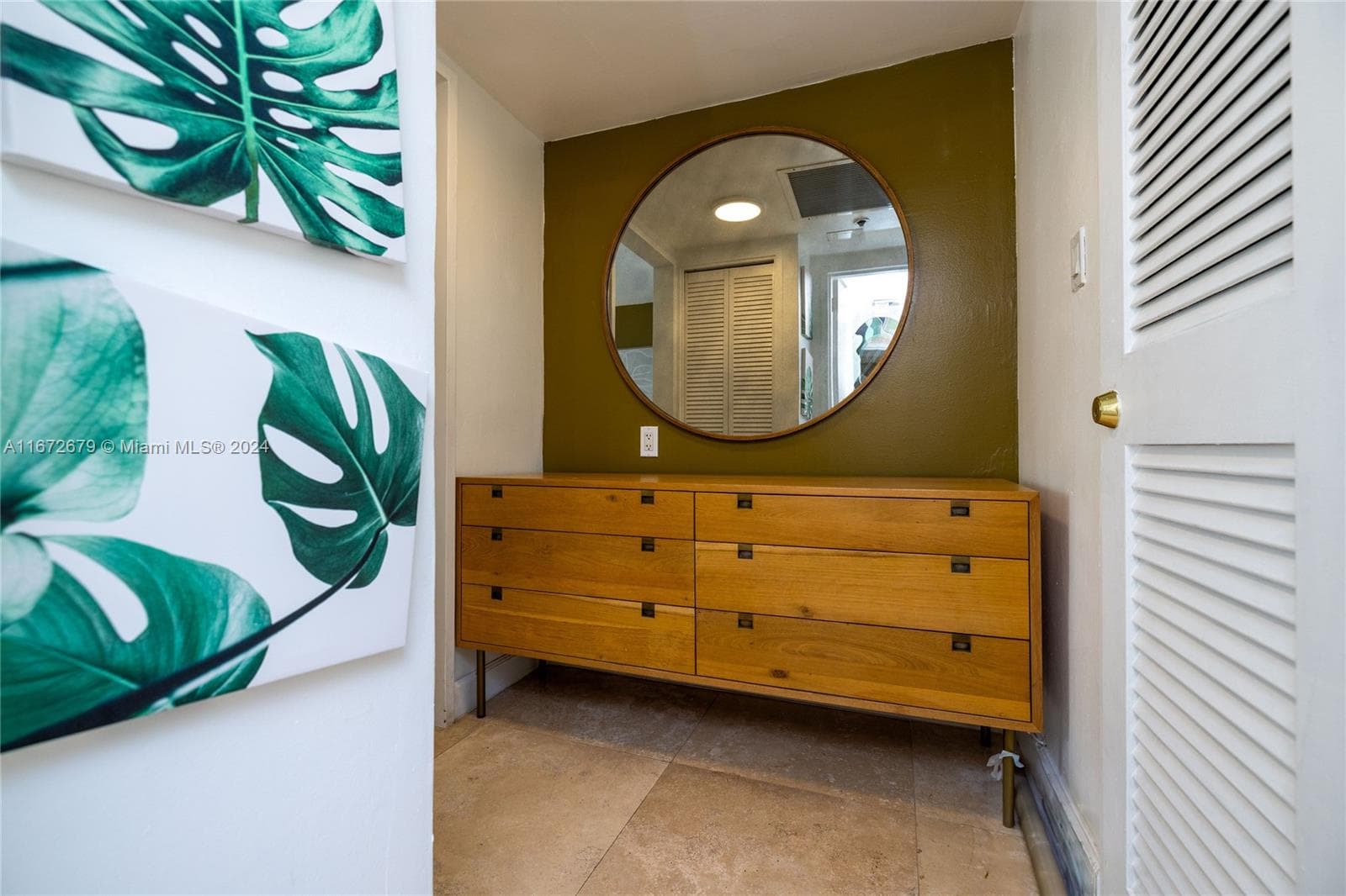 5225 Collins Ave # 1114, Miami Beach FL 33140 — 11