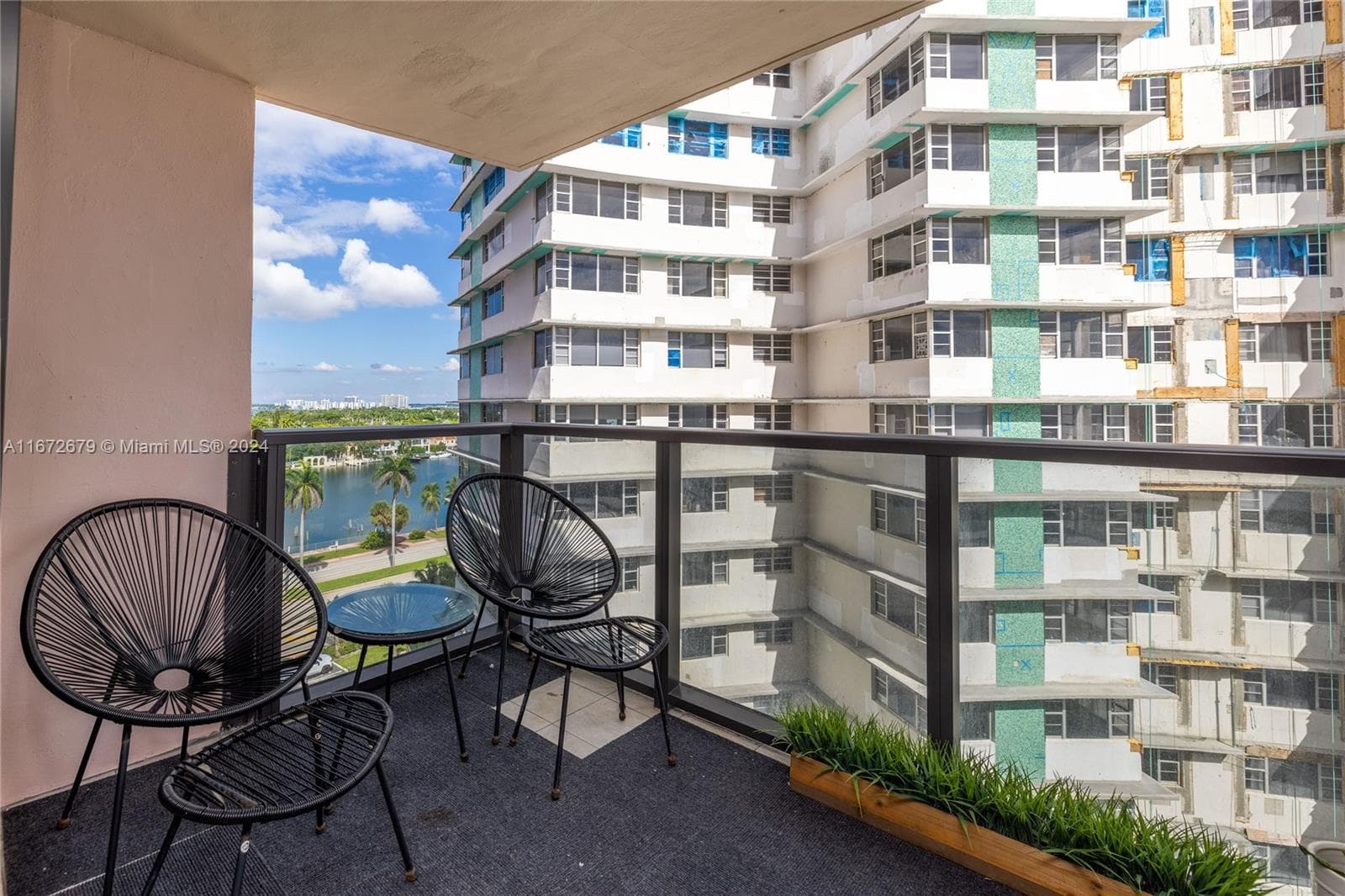 5225 Collins Ave # 1114, Miami Beach FL 33140 — 19