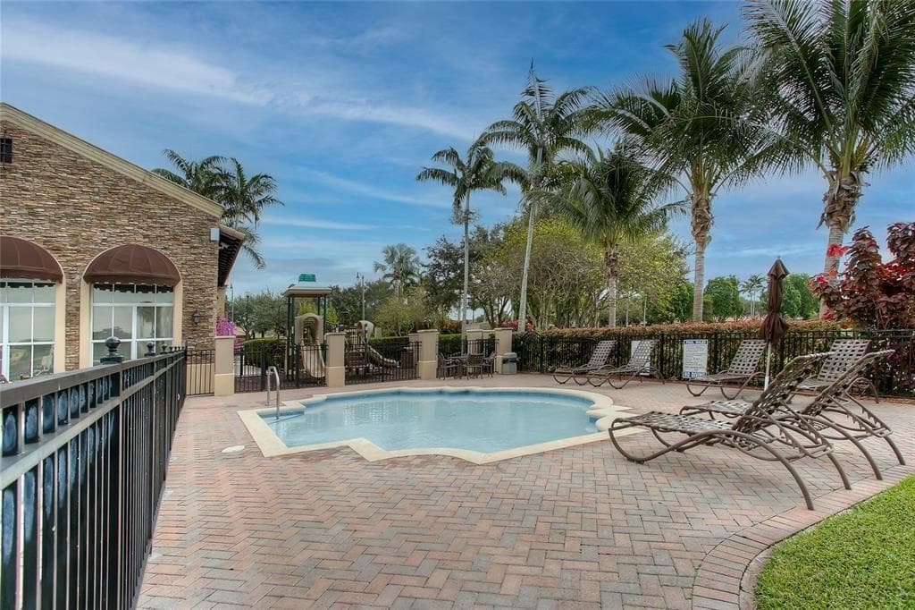 3360 NE 14th Drive # 30, Homestead FL 33033 — 15