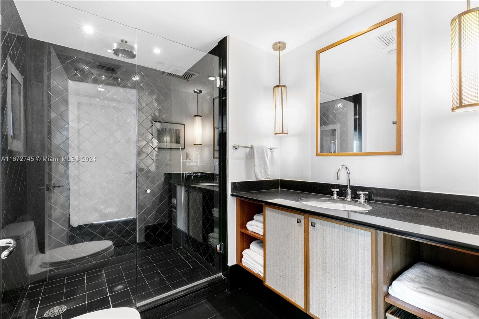 101 20th St # 2706, Miami Beach FL 33139 — 18