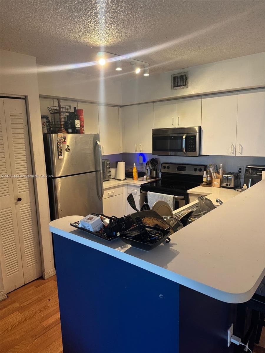 4580 NW 107th Ave # 13, Doral FL 33178 — 3